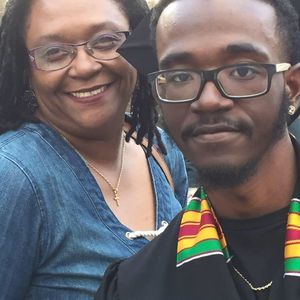 Meet your Posher, Whitney